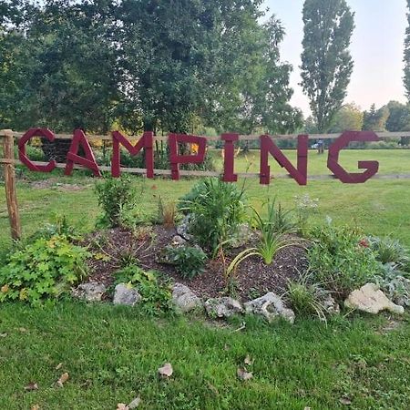 Camping De La Reuille Flere-la-Riviere Exterior photo